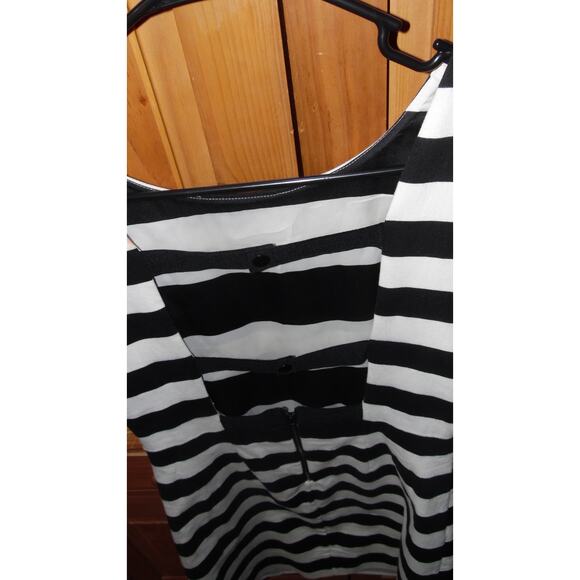 NWT Alex&Olivia dress size M - Picture 3 of 4